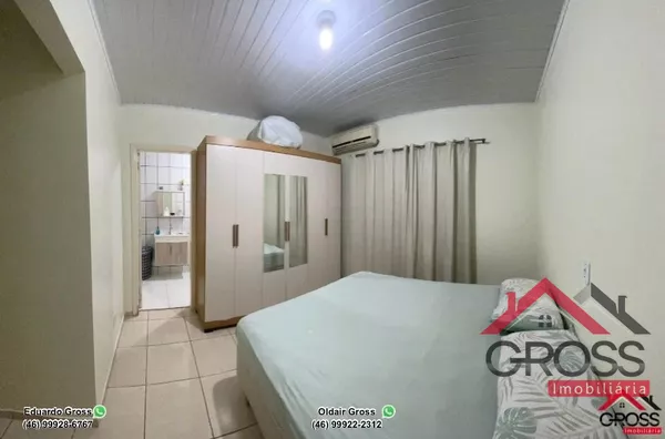 Imóvel a venda com metragem de aproximadamente 130m², contendo 1 quarto, 1 suíte, sala, cozinha, banheiro, garagem. Terreno de 500m² (10x50), localizado no Bairro São José Operário, em Capanema Pr. 