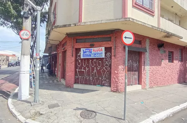 + OU - 40m² COM 1 BANHEIRO, Bom Retiro, São Paulo