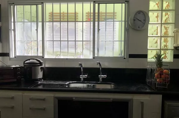 Ref: 7043V -Sobrado para venda