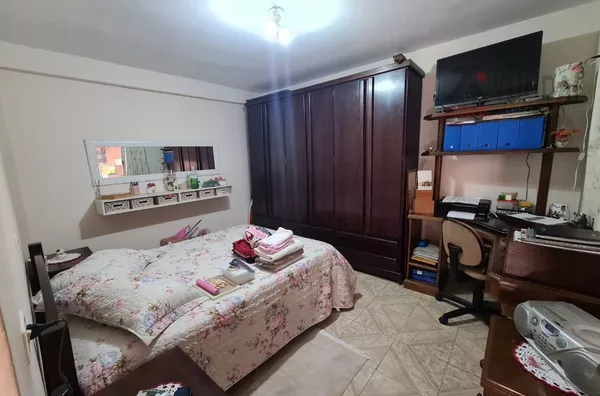 Sobrado à VENDA, 4 quarto(s), Vila Matilde, São Paulo