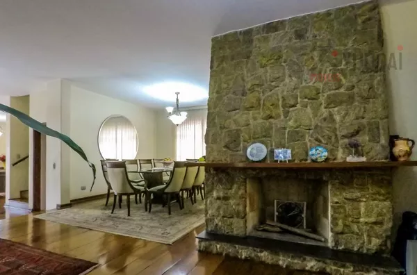 Sobrado à VENDA, 4 quarto(s), BOSQUE DA SAÚDE, São Paulo