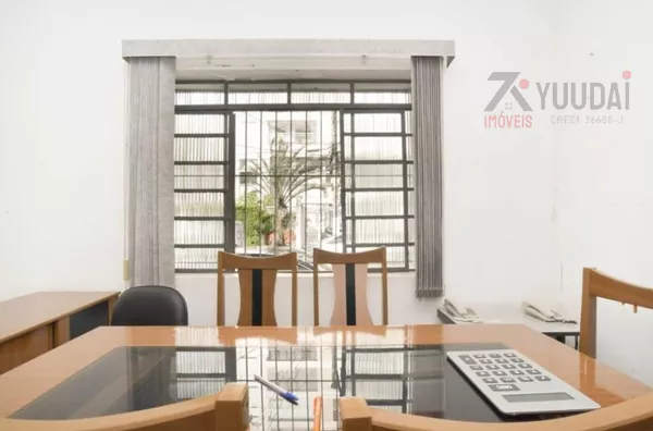 Casa à VENDA, 2 quarto(s), TATUAPÉ, São Paulo