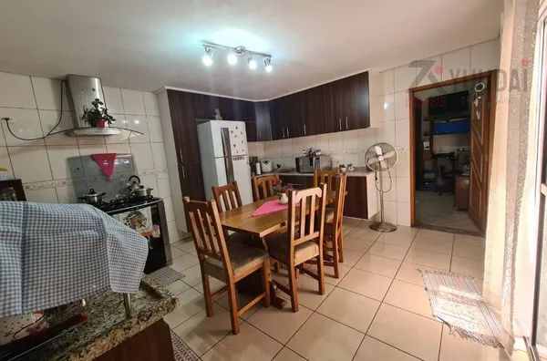 Sobrado à VENDA, 4 quarto(s), Vila Matilde, São Paulo