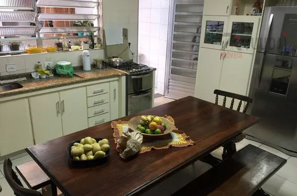 Sobrado à VENDA, 3 quarto(s), Alto da Mooca, São Paulo