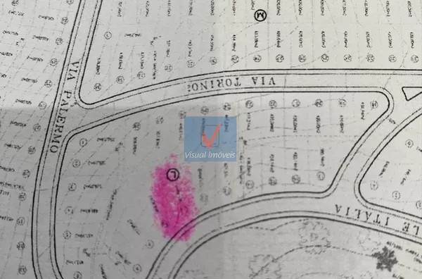 Lote á venda residencial de 668 metros quadrados com área privativa e privilegiada em condomínio conceituado na cidade de Indaiatuba, São Paulo.