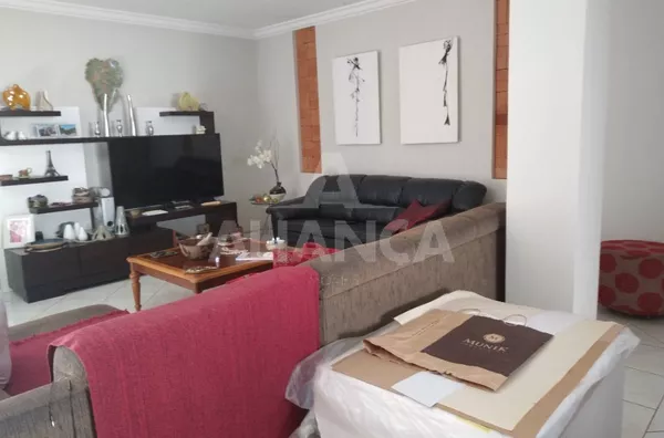 Sobrado para venda 4 quartos suítes jardim das acácias uberlândia