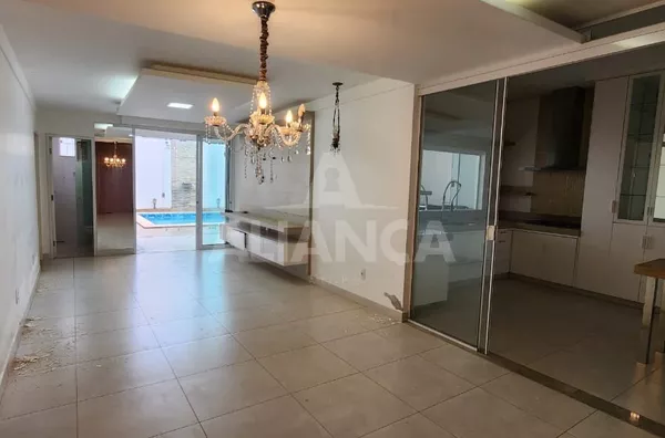 Casa para aluguel, 3 quartos,  Tabajaras, Uberlândia