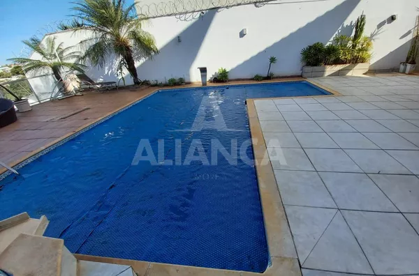 Casa para venda, 5 quarto(s),  Vigilato Pereira, Uberlândia