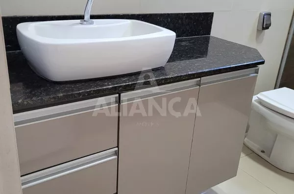 Casa para venda com 3 quartos,  Pampulha, Uberlândia