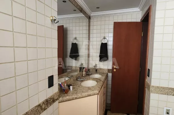 Apartamento para venda, 4 quartos,  Fundinho, Uberlândia