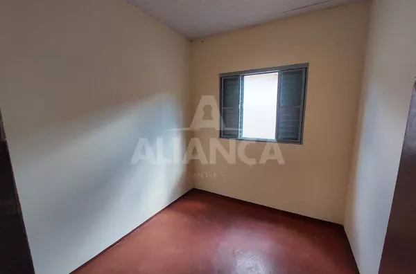 Casa  colonia para venda, 2 quarto(s),  Planalto, Uberlândia