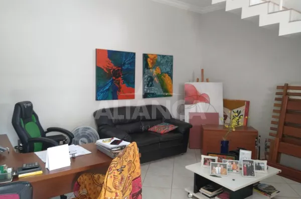 Sobrado para venda 4 quartos suítes jardim das acácias uberlândia