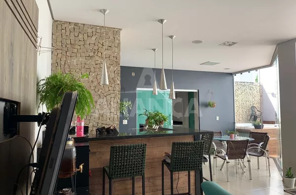 Casa para venda, 3 quarto(s),  Alto Umuarama, Uberlândia