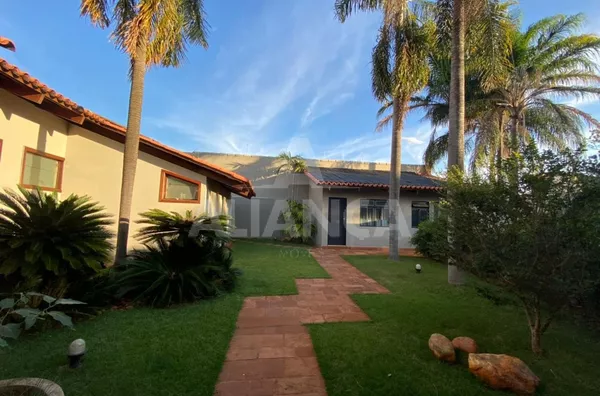 Casa para venda, 4 quarto(s),  Jardim Karaíba, Uberlândia