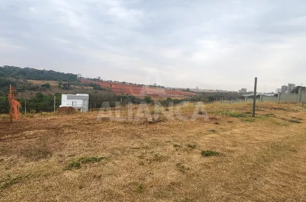 Terreno em condomínio para venda,  Granja Marileusa, Uberlândia