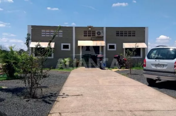 Barracão para venda, 1 quarto(s),  Distrito Industrial, Uberlândia