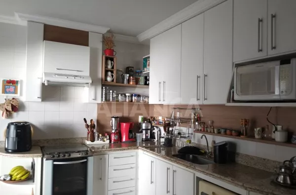 Sobrado para venda 4 quartos suítes jardim das acácias uberlândia