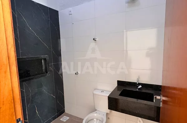 Casa para venda, 2 quarto(s),  Jardim Canaã, Uberlândia