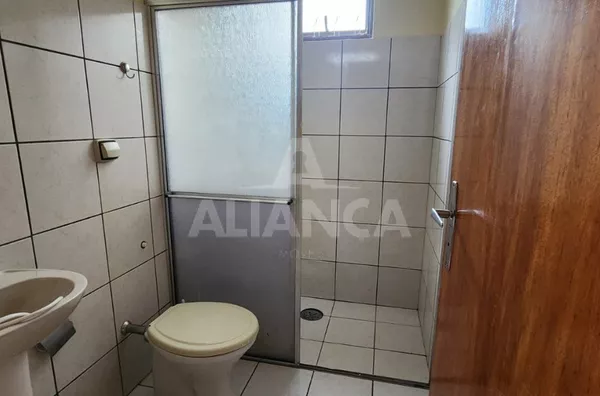 Casa em colônia para aluguel 2 quartos Planalto Uberlândia