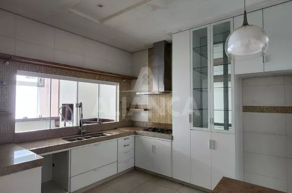 Casa para aluguel, 3 quartos,  Tabajaras, Uberlândia