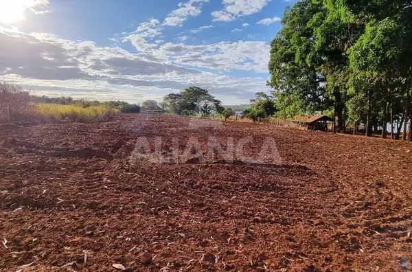 Área para venda, Zona Rural, Canápolis