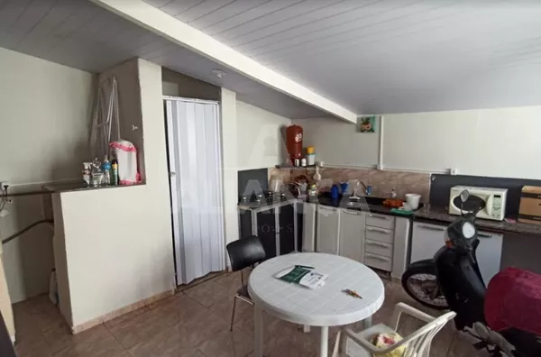 Casa no Martins, Pousada e 04 kitnets.