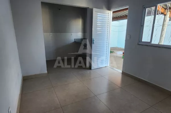 Casa para aluguel, 2 quartos,  Tibery, Uberlândia