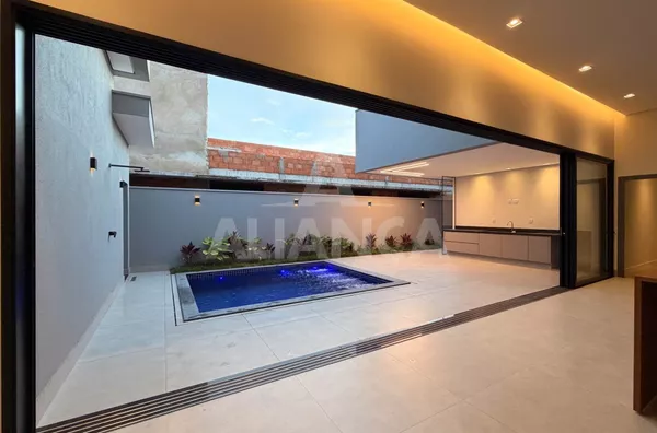 Casa em condomínio para venda,  Granada, Uberlândia