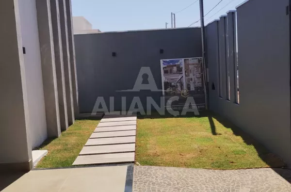 Casa para venda, 3 quarto(s),  Novo Mundo, Uberlândia