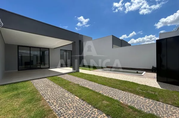 Casa para venda, 3 quarto(s),  Novo Mundo, Uberlândia