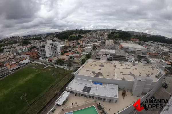 Cobert. Duplex 2 Qtos. no Cond. Park Quinet - Santa Terezinha 