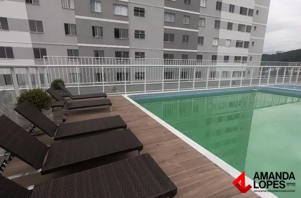 Apart. 2 qtos. c/ garagem Cond. Park Quinet - Santa Terezinha