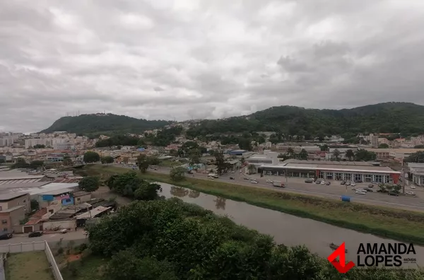 Apart. 2 qtos. c/ garagem Cond. Park Quinet - Santa Terezinha