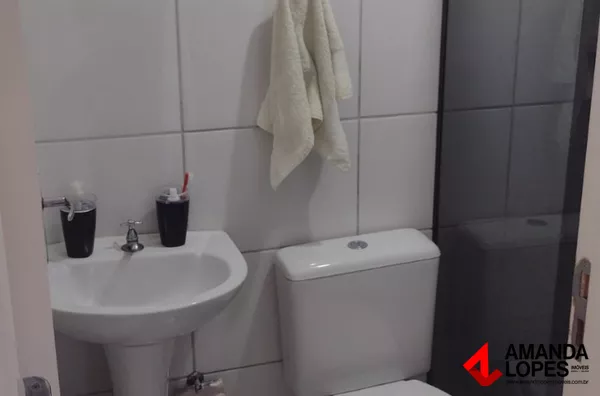 Apart. 2 Qtos. 1 Vaga