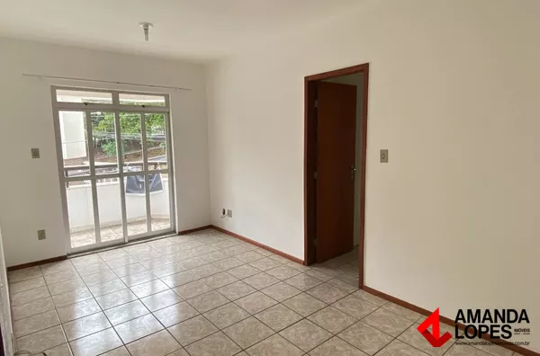 Apart. 2 qtos. Sala c/ Varanda e 1 Vaga - Alto dos Passos