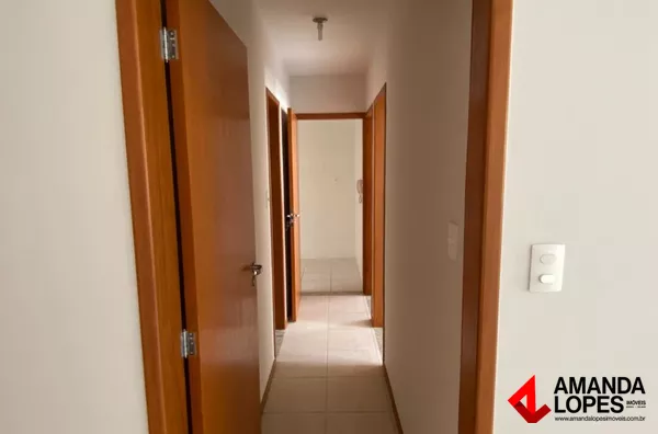 Apart. 2 qtos. no Centro 