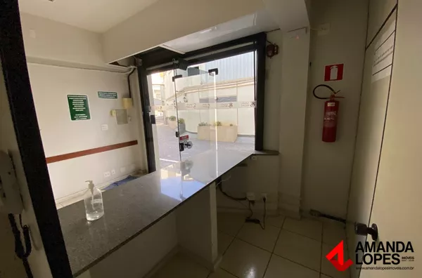 Loja 130m² c/ 2 banheiros em São Mateus