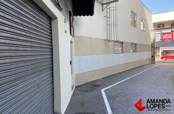 Loja 130m² c/ 2 banheiros em São Mateus