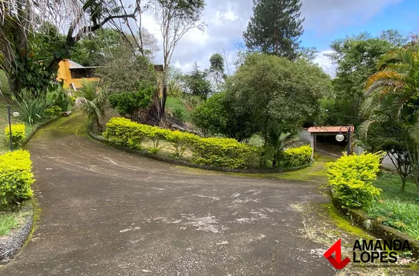 Granja c/ área total 4.800m - Casa 2 Qtos. c/ Piscina e Campo - Granjas Guarujá