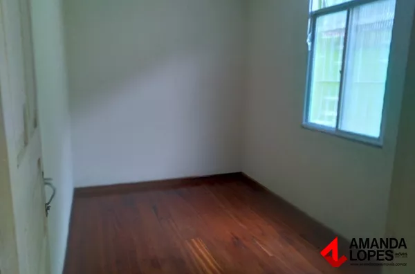 Casa 2 qtos. - Manoel Honório 