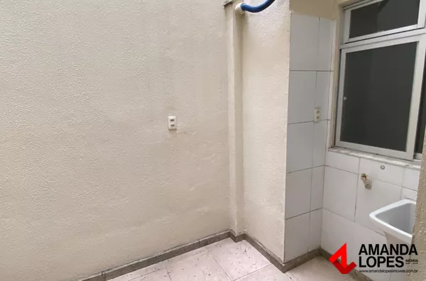 Apart. 2 Qtos. no Alto dos Passos 