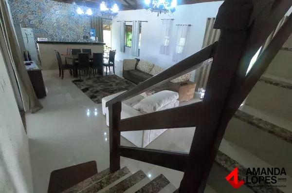 Granja 7000m²  c/ Casa 3 qtos. suíte - Cond. Enseada