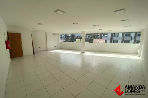Sala Comercial para Locação em São Mateus - 90m² 