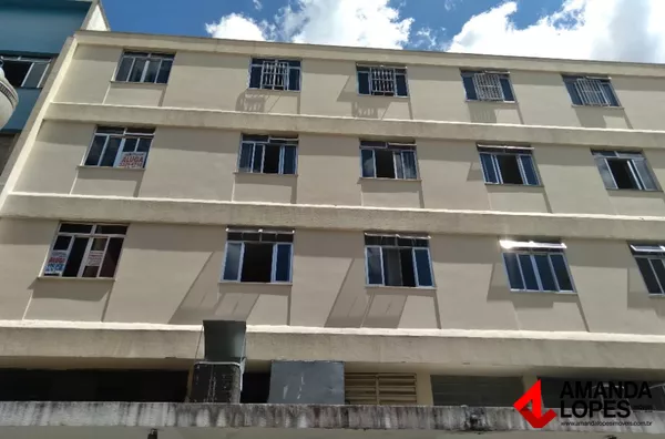 Apart. 2 Qtos. no Centro - Rua São João 