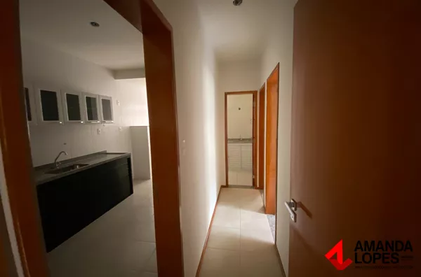 Apart. 2 Qtos. c/ 1 Vaga no Centro