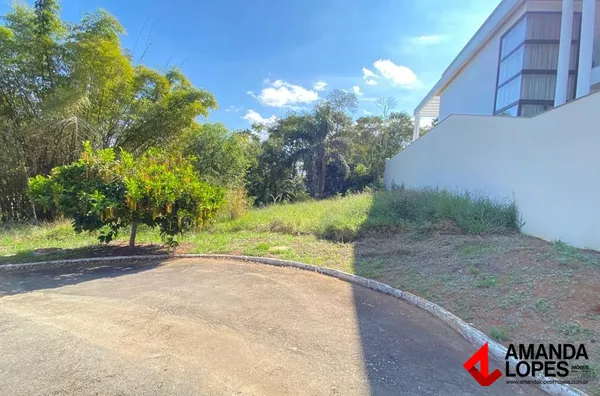 Lote no Condomínio Parque do Império 