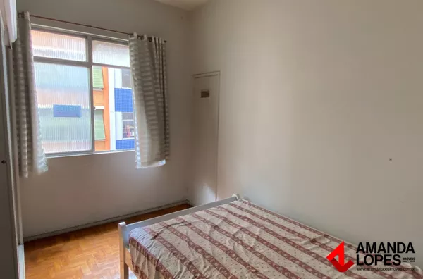 Apart. 3 Qtos. no Centro 