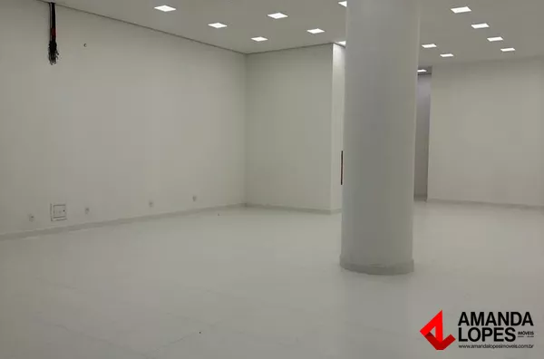 Loja c/ sobreloja no Calçadão da Rua Halfeld - Centro, Juiz De Fora