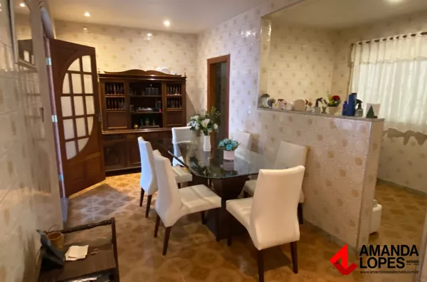 Casa 3 Qto(s) c/ Suíte e Garagem - Bairro de Lourdes 