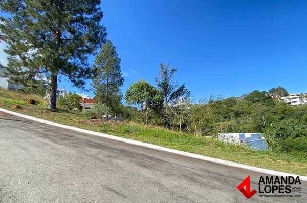 Lote no Condomínio Parque do Império 